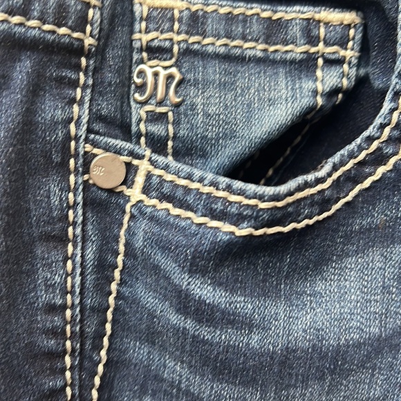 📌Sold on live📌Miss Me Born To Be Boho Ankle Jeans Womens 27 Aztec Frayed Hem - Picture 7 of 16